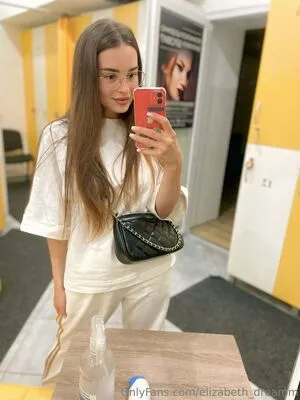 Elizabeth Dreamm OnlyFans Leaked Free Thumbnail Picture - #11B9h1B3Sm