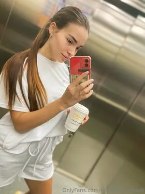 Elizabeth Dreamm OnlyFans Leaked Free Thumbnail Picture - #SK12HHaLXx