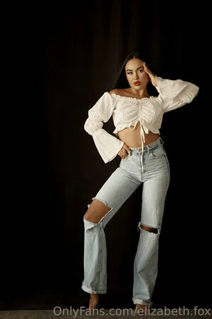 Elizabeth Fox OnlyFans Leaked Free Thumbnail Picture - #AUMWj3gulA