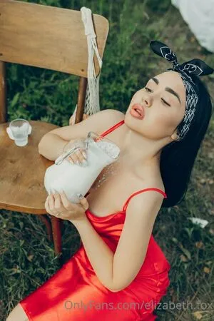 Elizabeth Fox OnlyFans Leaked Free Thumbnail Picture - #SsiTWhCrbS