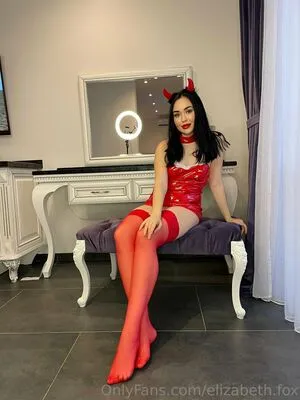 Elizabeth Fox OnlyFans Leaked Free Thumbnail Picture - #V87vnufRC2
