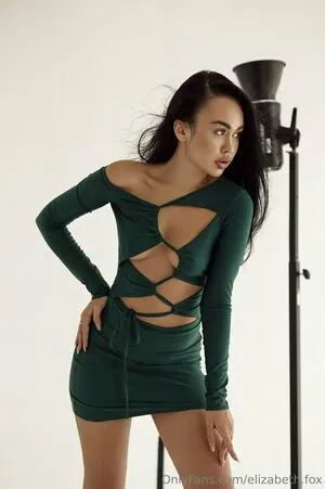 Elizabeth Fox OnlyFans Leaked Free Thumbnail Picture - #r1vNOHY0vp