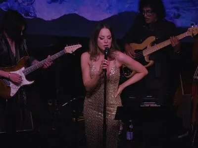 Elizabeth Gillies OnlyFans Leaked Free Thumbnail Picture - #FHBDUwR3xT