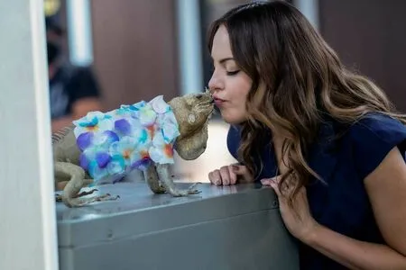 Elizabeth Gillies OnlyFans Leaked Free Thumbnail Picture - #HRnAia2Q6w