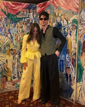 Elizabeth Gillies OnlyFans Leaked Free Thumbnail Picture - #LyoLLcFAlO