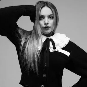 Elizabeth Gillies OnlyFans Leaked Free Thumbnail Picture - #M6nquhDPAY