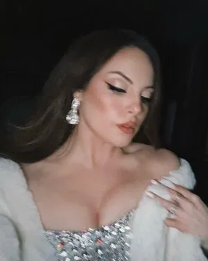 Elizabeth Gillies OnlyFans Leaked Free Thumbnail Picture - #Qc7XXHP80L