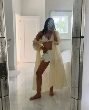 Elizabeth Gillies OnlyFans Leaked Free Thumbnail Picture - #SlO3T17rhz