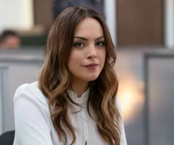 Elizabeth Gillies OnlyFans Leaked Free Thumbnail Picture - #Veb72K4i3k