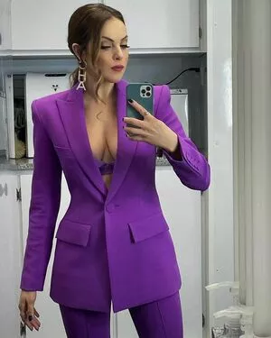 Elizabeth Gillies OnlyFans Leaked Free Thumbnail Picture - #YS93sMbTm7