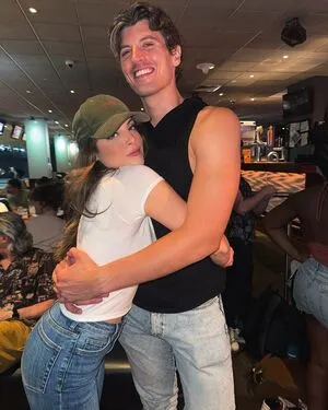 Elizabeth Gillies OnlyFans Leaked Free Thumbnail Picture - #dvAlIrbHjW