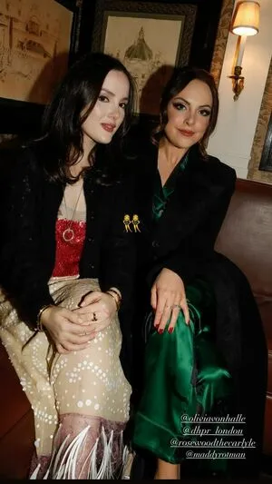 Elizabeth Gillies OnlyFans Leaked Free Thumbnail Picture - #eLxjSAYc0b