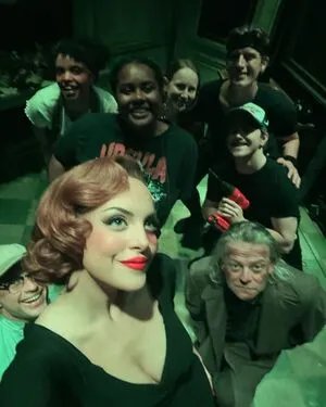 Elizabeth Gillies OnlyFans Leaked Free Thumbnail Picture - #h4LAaI3svg