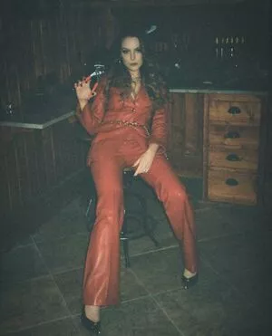 Elizabeth Gillies OnlyFans Leaked Free Thumbnail Picture - #sy0ah359ei