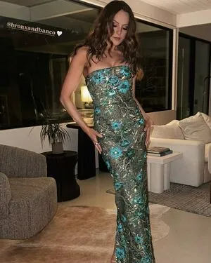 Elizabeth Gillies OnlyFans Leaked Free Thumbnail Picture - #ujA0gS9qjX