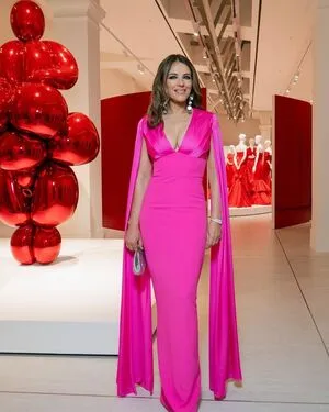 Elizabeth Hurley OnlyFans Leaked Free Thumbnail Picture - #1pvrGoo61Y
