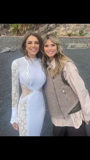 Elizabeth Hurley OnlyFans Leaked Free Thumbnail Picture - #A2CtpDw7Ju
