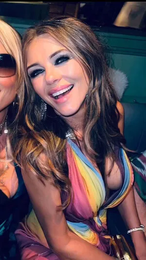 Elizabeth Hurley OnlyFans Leaked Free Thumbnail Picture - #CUbqAf8Cxg