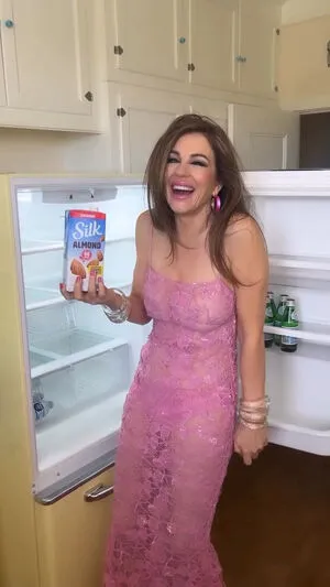 Elizabeth Hurley OnlyFans Leaked Free Thumbnail Picture - #I9MaSa2g9h