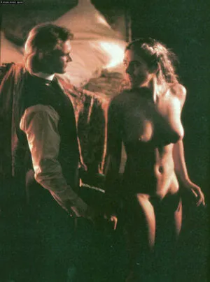 Elizabeth Hurley OnlyFans Leaked Free Thumbnail Picture - #IHfzKJPG4R