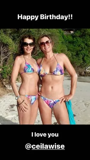 Elizabeth Hurley OnlyFans Leaked Free Thumbnail Picture - #S73uQvU4Or