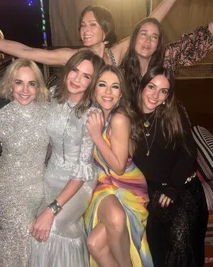 Elizabeth Hurley OnlyFans Leaked Free Thumbnail Picture - #ZsklYsROeg