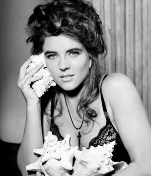 Elizabeth Hurley OnlyFans Leaked Free Thumbnail Picture - #dkkx4MtBxp