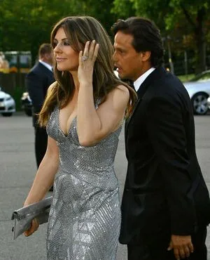Elizabeth Hurley OnlyFans Leaked Free Thumbnail Picture - #ffTo8r5eQ8