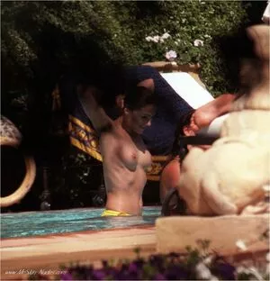 Elizabeth Hurley OnlyFans Leaked Free Thumbnail Picture - #jzrUEjwL26