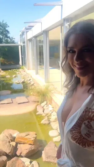Elizabeth Hurley OnlyFans Leaked Free Thumbnail Picture - #kJSFnPNit9
