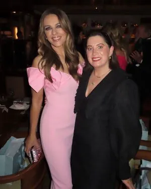 Elizabeth Hurley OnlyFans Leaked Free Thumbnail Picture - #m8Z27InH97