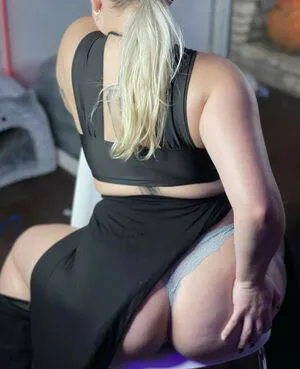 Elizabeth Hydorn OnlyFans Leaked Free Thumbnail Picture - #dCDW1nWhnp