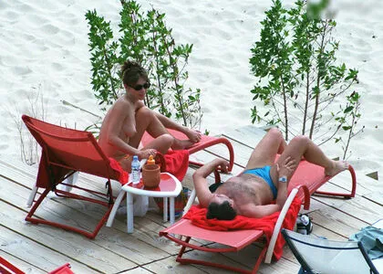 Elizabeth Jane Hurley OnlyFans Leaked Free Thumbnail Picture - #RmoUBzJ5n3