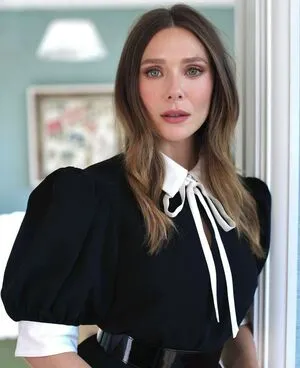 Elizabeth Olsen OnlyFans Leaked Free Thumbnail Picture - #0hyLeW4I98