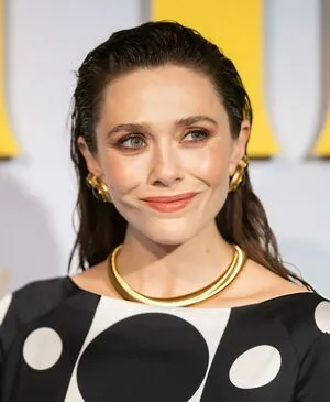 Elizabeth Olsen OnlyFans Leaked Free Thumbnail Picture - #1Qi27L89Mi