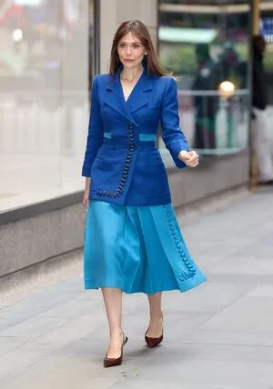 Elizabeth Olsen OnlyFans Leaked Free Thumbnail Picture - #7jMVHTf7KB