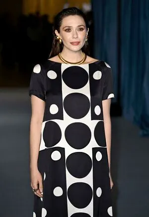 Elizabeth Olsen OnlyFans Leaked Free Thumbnail Picture - #AGNJXcYdpp