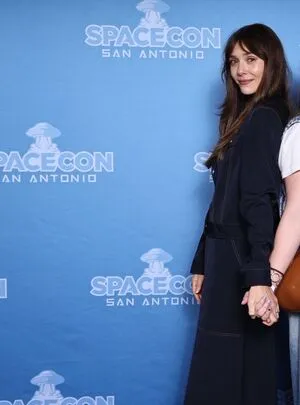 Elizabeth Olsen OnlyFans Leaked Free Thumbnail Picture - #ErWEUpSXgy