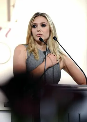Elizabeth Olsen OnlyFans Leaked Free Thumbnail Picture - #HONLDLrqNc