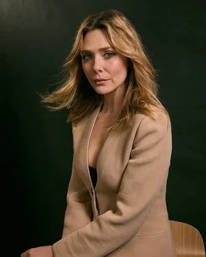 Elizabeth Olsen OnlyFans Leaked Free Thumbnail Picture - #IRKZucOZ1P