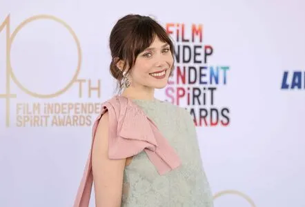 Elizabeth Olsen OnlyFans Leaked Free Thumbnail Picture - #Jip6KcAlhC