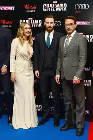 Elizabeth Olsen OnlyFans Leaked Free Thumbnail Picture - #NUeBubwdeO