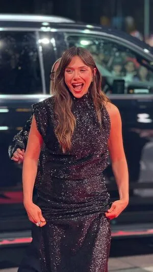 Elizabeth Olsen OnlyFans Leaked Free Thumbnail Picture - #OmPhOFKUBY