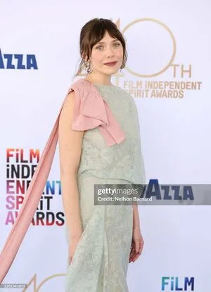 Elizabeth Olsen OnlyFans Leaked Free Thumbnail Picture - #P7lR5IJk8k