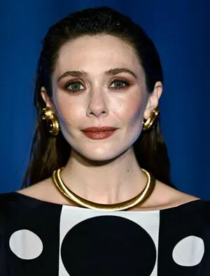 Elizabeth Olsen OnlyFans Leaked Free Thumbnail Picture - #P9D0da9Fut