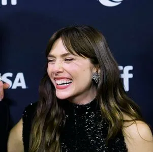 Elizabeth Olsen OnlyFans Leaked Free Thumbnail Picture - #WOjmGazEQ2