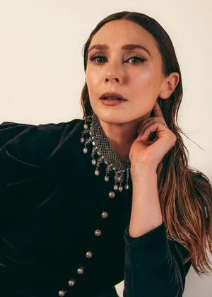 Elizabeth Olsen OnlyFans Leaked Free Thumbnail Picture - #YqZTjftivq