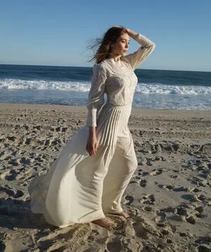 Elizabeth Olsen OnlyFans Leaked Free Thumbnail Picture - #a2emdWViRn