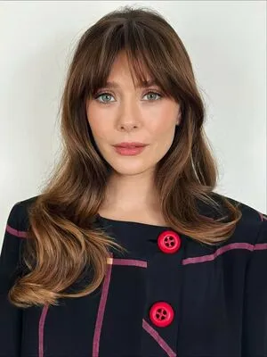 Elizabeth Olsen OnlyFans Leaked Free Thumbnail Picture - #b0z1sRLpKr