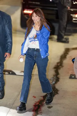 Elizabeth Olsen OnlyFans Leaked Free Thumbnail Picture - #c0UQZH80gI